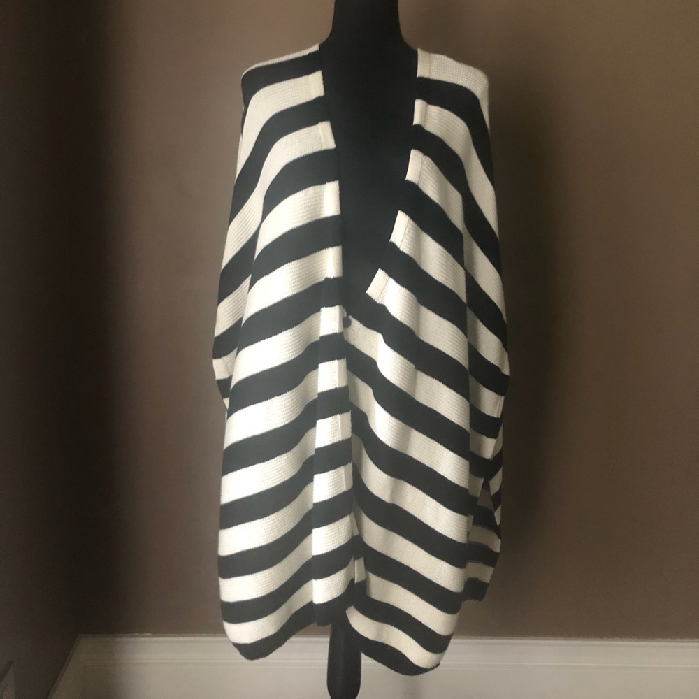 Vince Camuto Kimono/Shawl/Poncho
